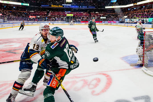 Djurgårdens Petteri Wirtanen och Färjestads Alexander