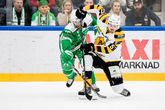 Rögles Simon Ryfors och Skellefteås Emil Djuse