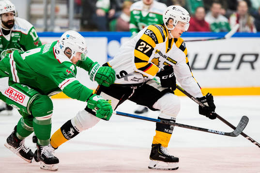 Rögles Kodie Curran och Skellefteås Robin Alvarez