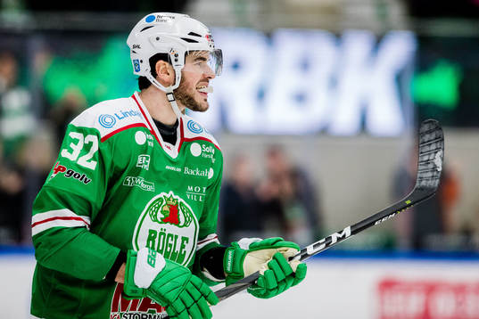 Rögles Eric Gelinas jublar
