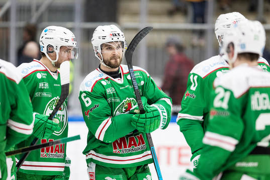 Rögles Daniel Zaar och Craig Schira deppar
