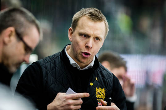Skellefteås assisterande tränare Bert Robertsson