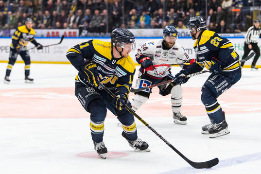s Simon Önerud