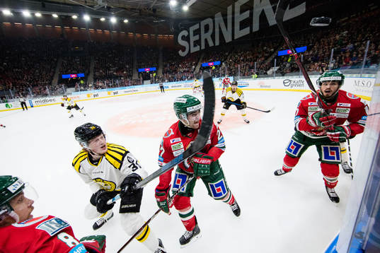 Brynäs Samuel Solem och Frölundas Viktor Ekbom, Ponthus