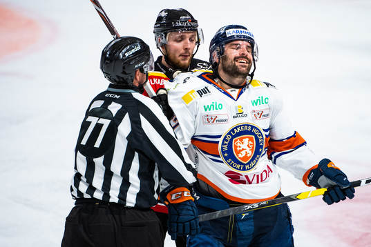 Luleås Robin Kovacs och Växjös Linus Fröberg