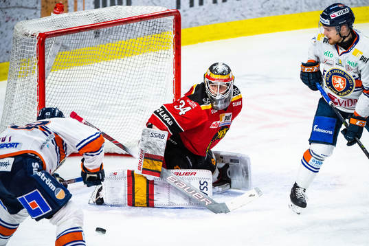 Växjös Nichlas Hardt och Brendan Shinnimin och Luleås
