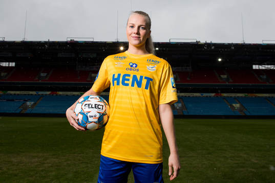 Mali Lilleås Næss of Trondheims-Ørn poses for a portrait