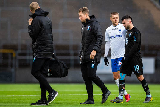 Malmö FFs Erdal Rakip klappas om av IFK Norrköpings Simon