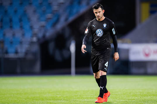 Malmö FFs Behrang Safari deppar