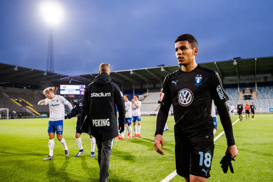 Malmö FFs Romain Gall deppar