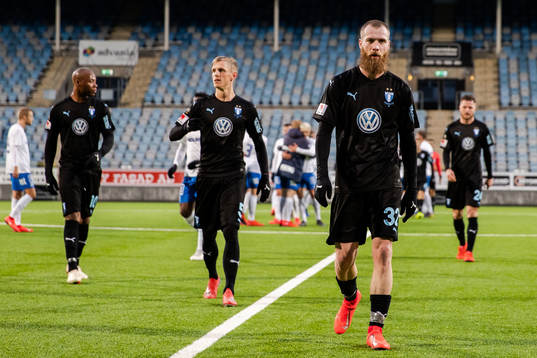 Malmö FFs Jo Inge Berget deppar med lagkamrater