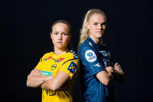 Guro Reiten of LSK Kvinner and Kristine Leine of Røa pose