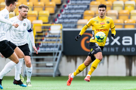 Elfsborgs Deniz Hümmet och Örebros Michael Almebäck