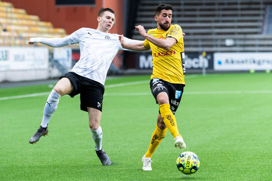 Elfsborgs Frederik Holst och Örebros Jake Larsson