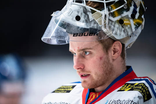 Oskarshamns målvakt Adam Åhman
