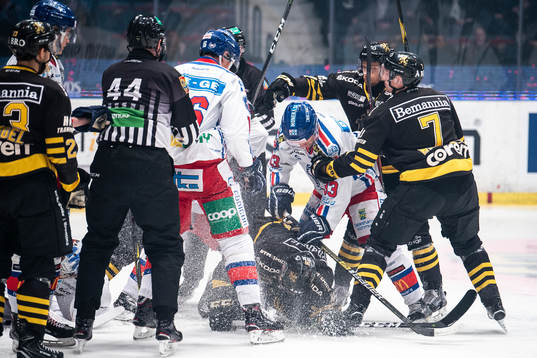 Gruff framför Oskarshamns mål