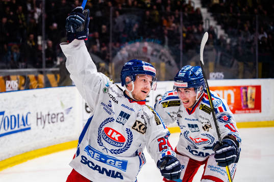 Bläddra bland fler bilder av Ishockey, Hockeyallsvenska finalen, match 3, AIK - Oskarshamn