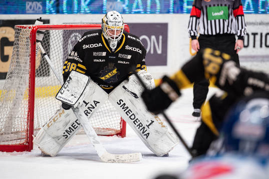 s målvakt Johannes Jönsson