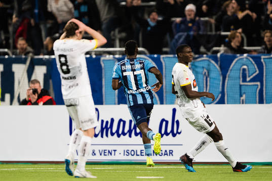 Häckens Erik Friberg och Elohor Ekpolo deppar