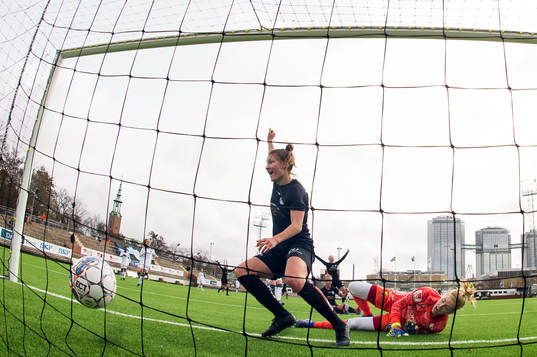 Göteborgs Natalia Kuikka jublar