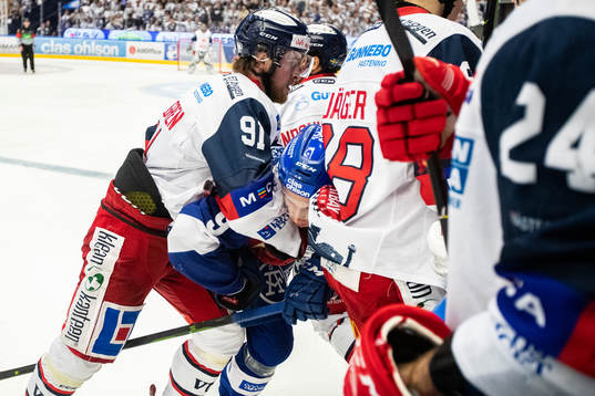Västerviks Mikael Hedlundoch Leksands Marcus Karlberg
