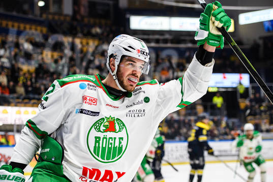 Rögles Eric Gelinas jublar