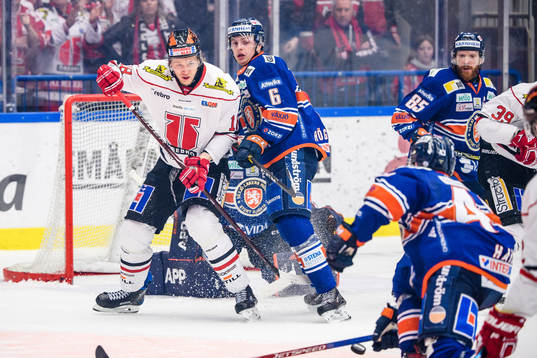 Örebros Rodrigo Abols och Växjös Linus Högberg