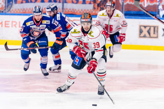 Örebros Jordan Boucher