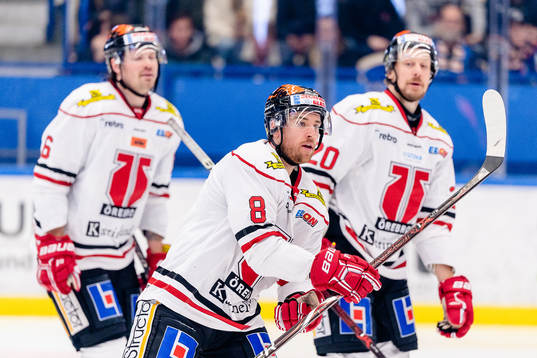Örebros Tyson Spink jublar