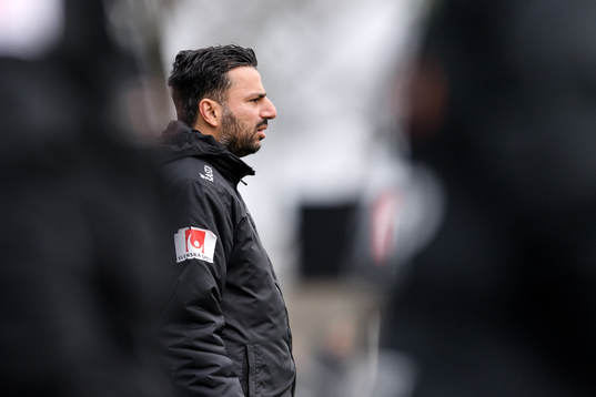 IFK Göteborgs tränare Poya Asbaghi