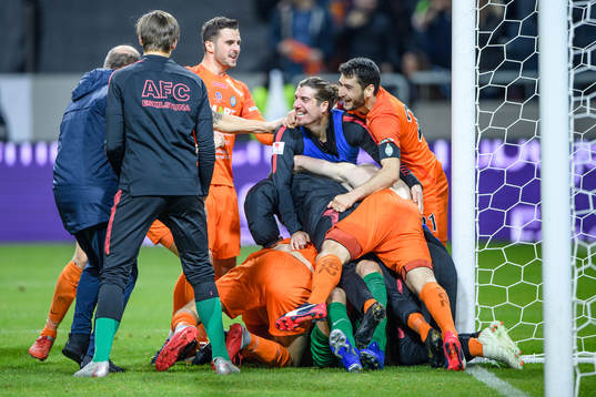 AFC Eskilstunas spelare jublar