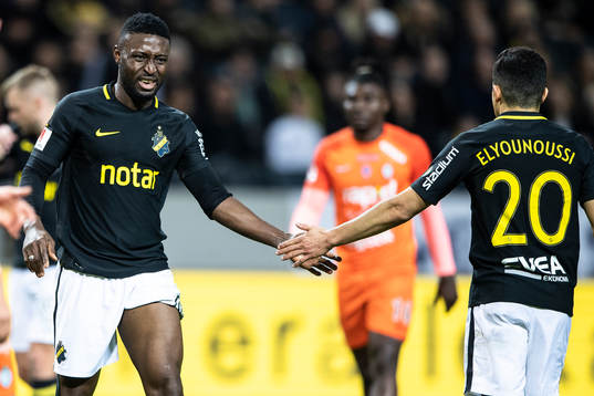 s Chinedu Ogbuke Obasi och Tarik Elyounoussi