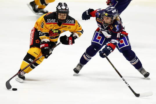 Luleås Chiho Osawa och Linköpings Lene Tendenes