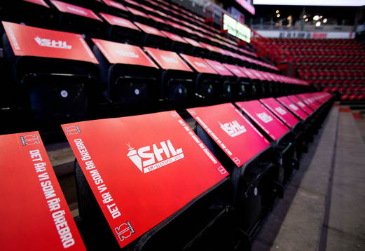 Stolar med texten SHL slutspel
