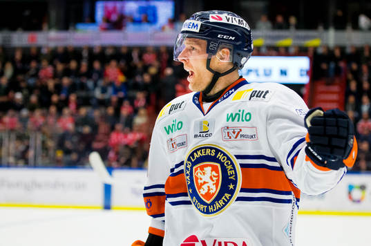 Växjös Kris Versteeg gör 1-3 och jublar