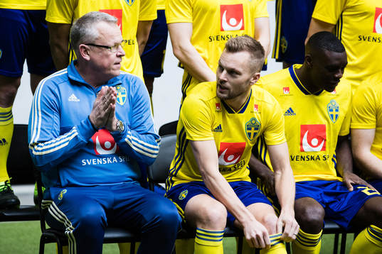 Head coach Janne Andersson and Sebastian Larsson of the