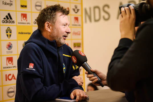 Peter Gerhardsson, förbundskapten för damlandslaget