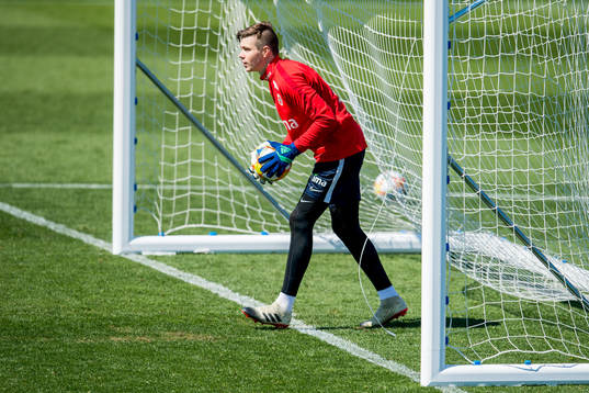 Goalkeeper Per Kristian Worre Bråtveit of Norway