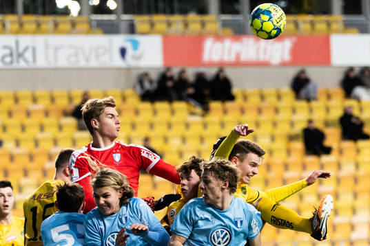 Malmö FF´s målvakt Mathias Nilsson i kamp