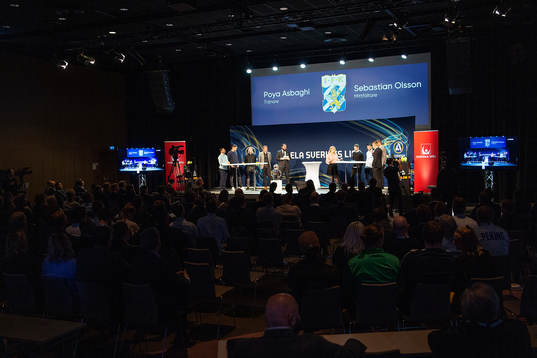 Vy över fotbollsallsvenskans upptaktsträff