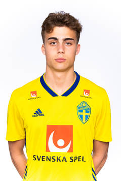 Isac Larsson i P18-landslaget