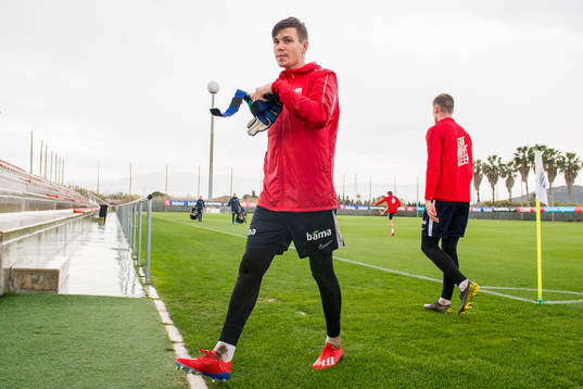 Goalkeeper Per Kristian Worre Bråtveit of Norway