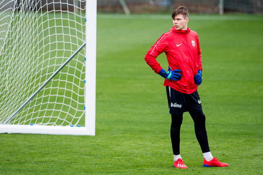 Goalkeeper Per Kristian Worre Bråtveit of Norway