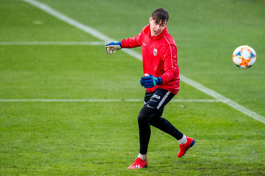 Goalkeeper Per Kristian Worre Bråtveit of Norway