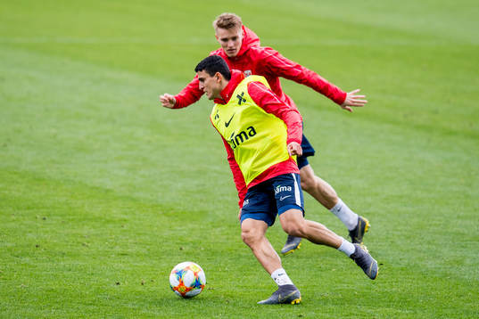 Mohamed Elyounoussi and Martin Ødegaard of Norway