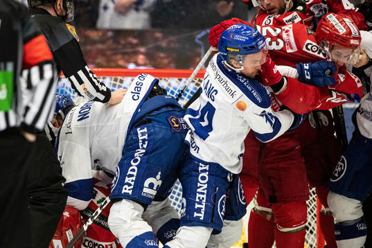 Leksands Oskar Lang och Lucas Nordsäter och Modos Daniel