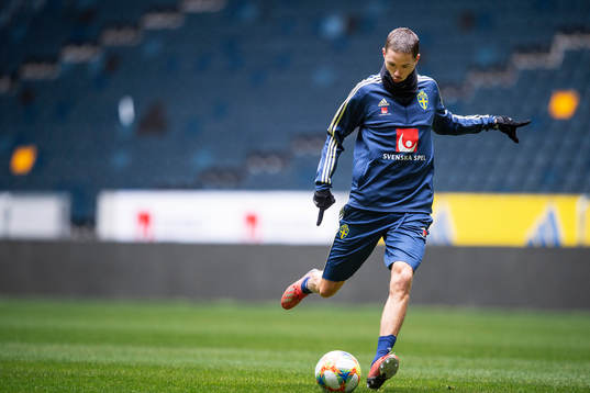 Mikael Lustig of Sweden