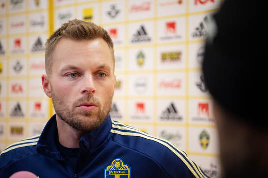 Sebastian Larsson of Sweden
