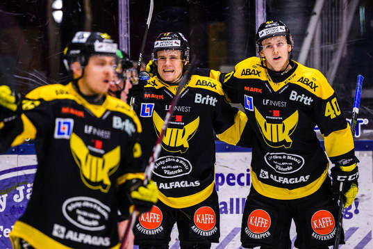 Västerås William Wikman och Isac Skedung jublar
