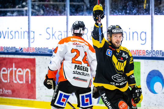 Västerås Marcus Bergman jublar